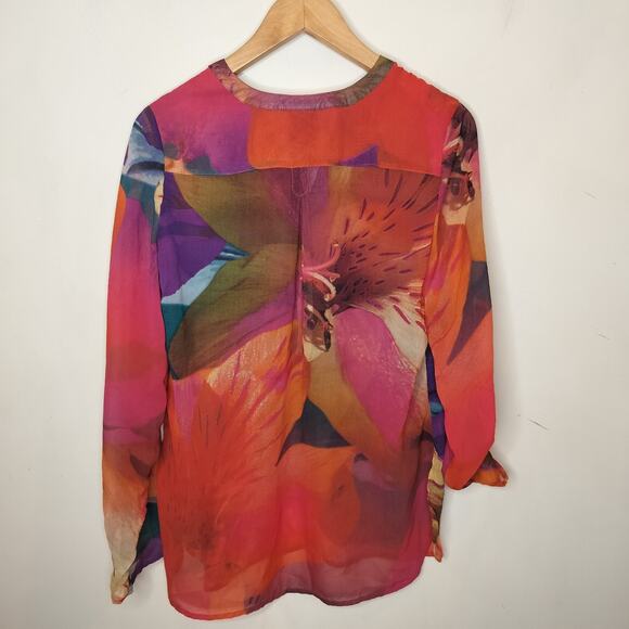 Covington Floral Blouse Tab Sleeve Sheer Watercolor Art to Wear - Picture 7 of 9